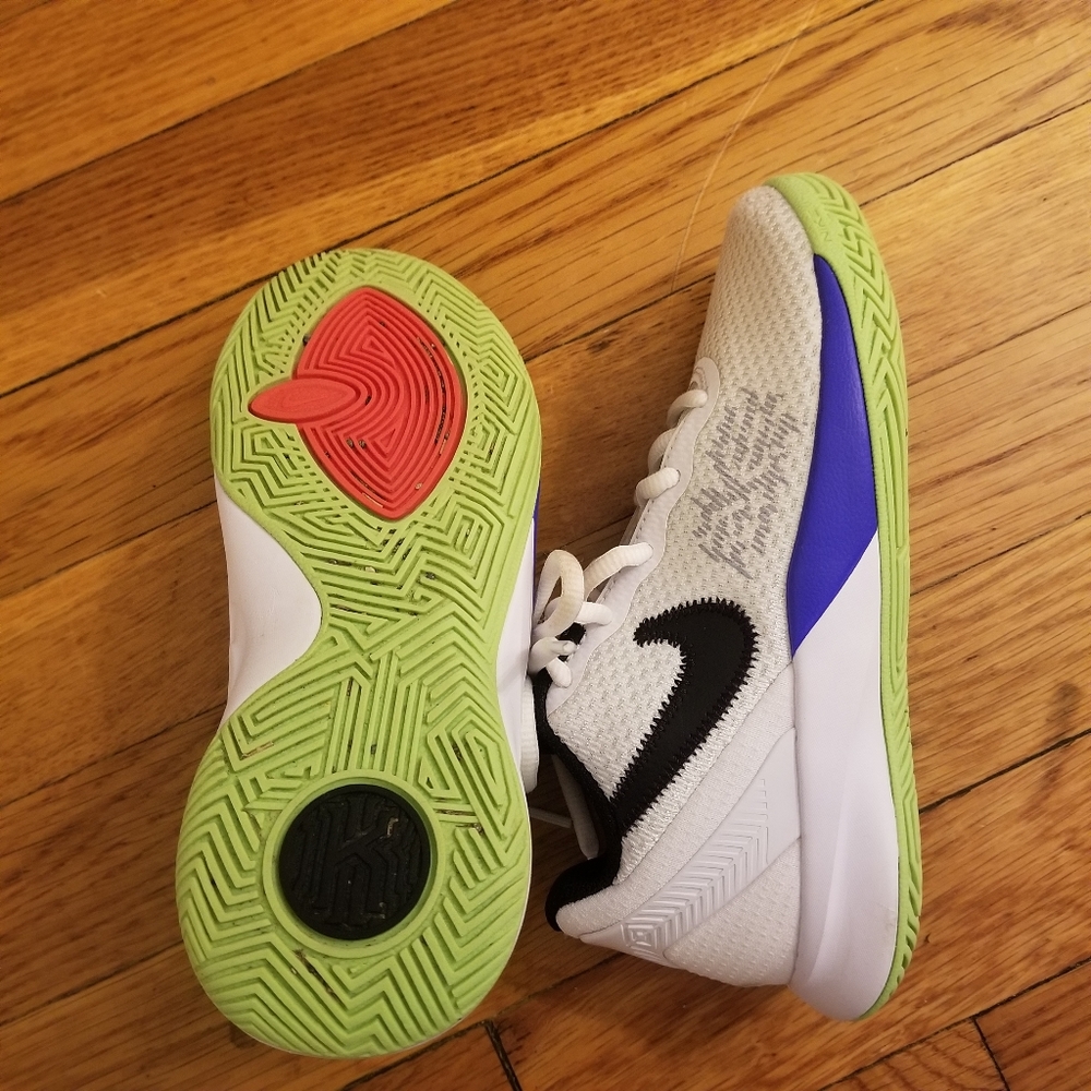 Kyrie Irving Nike